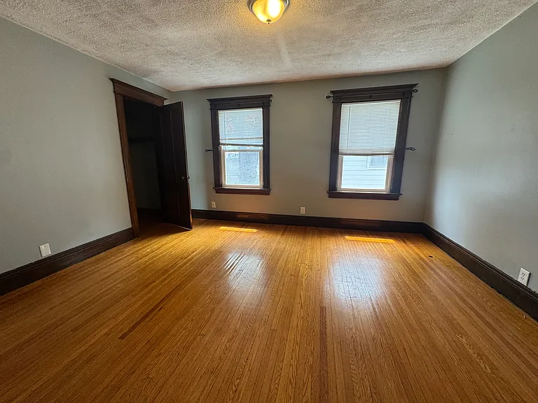 274 Rutgers St #UP — Photo 9
