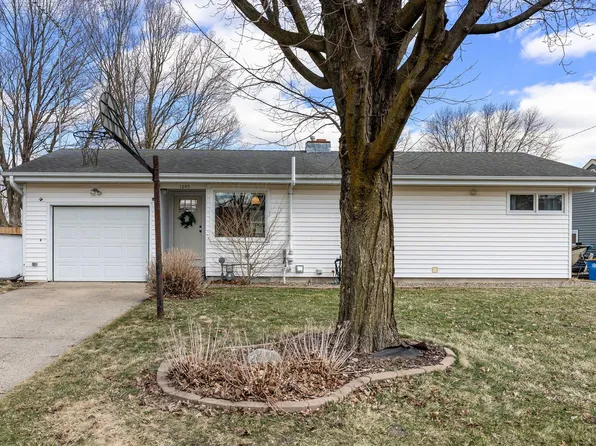 1045 10th Ave NE, Owatonna, MN 55060