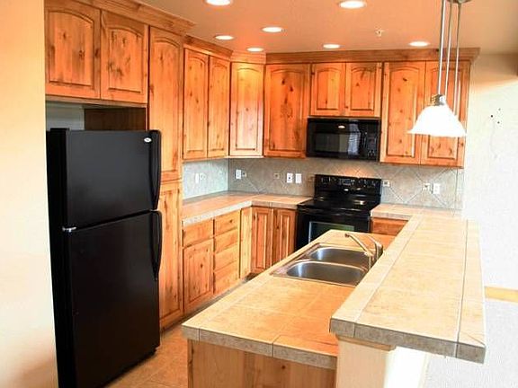 Gourmet Kitchen