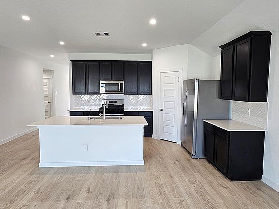 4th image of 30018 Foxtail Pine Ct
