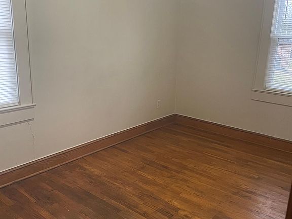 5th image of 99 S Vance Dr