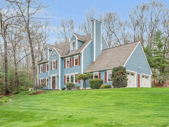 15 Northwoods Rd, Groton, MA 01450