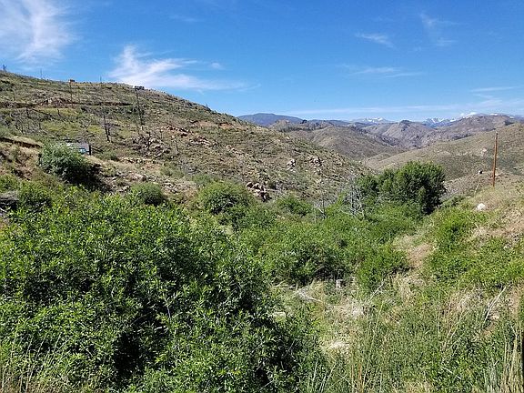 5th image of 1350 Horse Mountain Dr