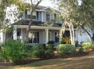 105 Hanging Moss Dr, Saint Simons Is, GA 31522