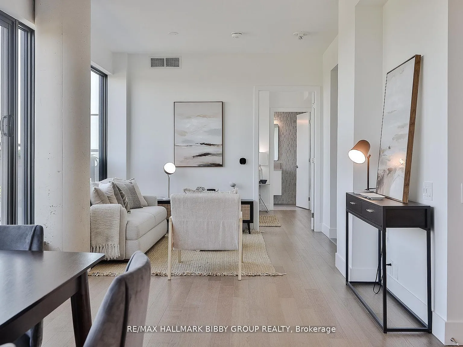 2 bed, $4,695 — Photo 4