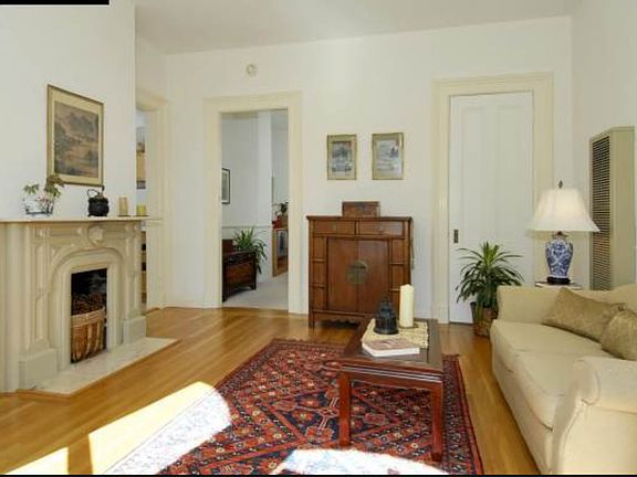 4th image of 2206 Jefferson Ave