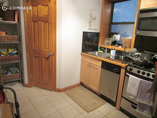 Rented by Compass | media 26