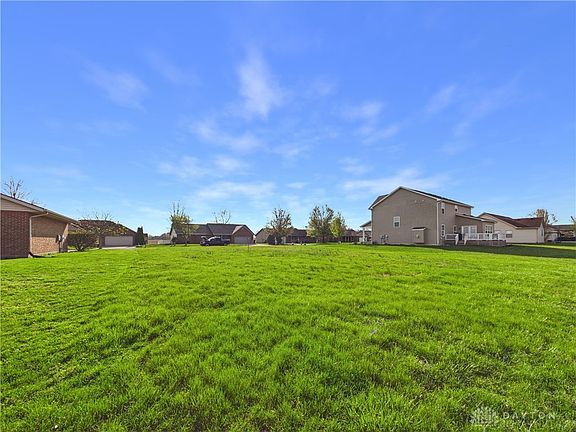 5th image of 121 Irongate Dr