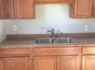 653 Silver St #2, Manchester, NH 03103