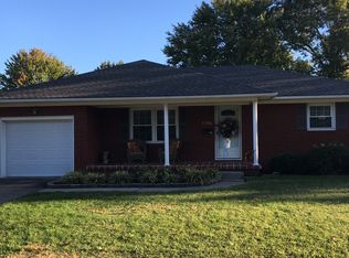 1746 Queens Way Ct, Owensboro, KY 42301