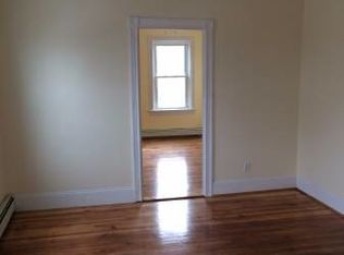 20 Vinton St, Providence, RI 02909