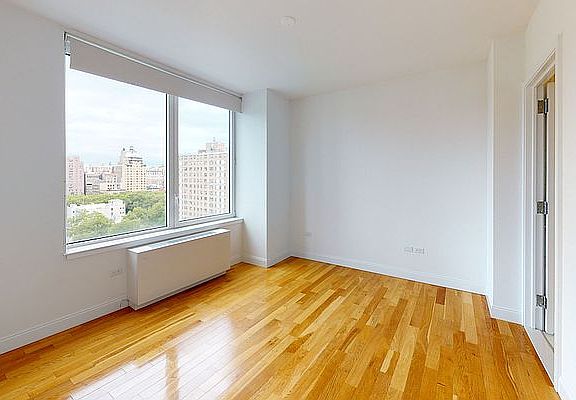 5th image of 805 Columbus Ave APT 15D