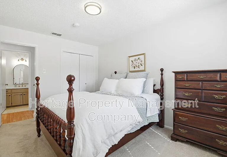 13402 Langtry St — Photo 20