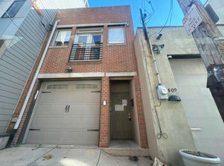 411 Wallace St, Philadelphia, PA 19123