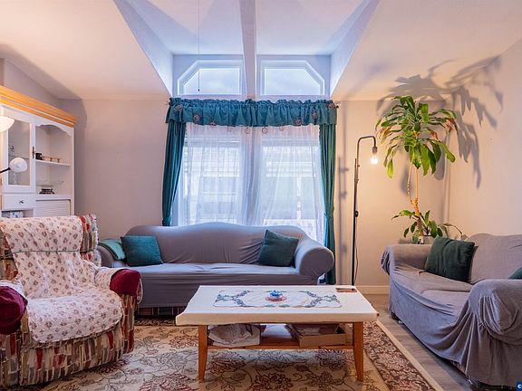 3rd image of 1000 S McKern Ct #125