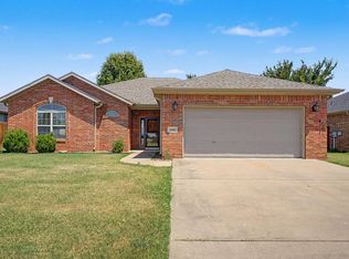 1809 SW Elington St, Bentonville, AR 72713
