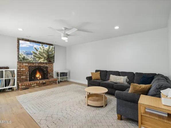2435 E JENSEN Street, Mesa, AZ 85213
