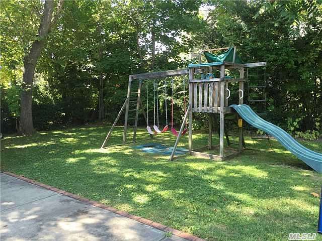 2nd image of 740 Cedar Lawn Ave