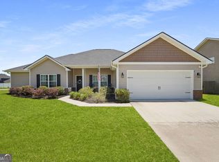 209 Cherry Hill Xing, Hinesville, GA 31313