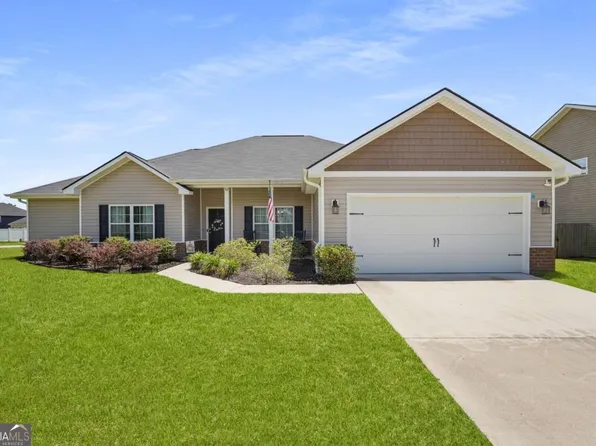 209 Cherry Hill Xing, Hinesville, GA 31313