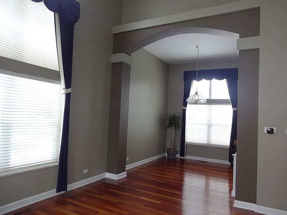 5th image of 1370 Nightingale Ln