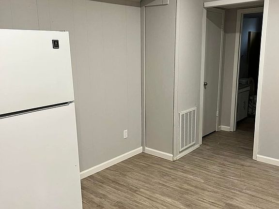 3rd image of 2210 North St #103