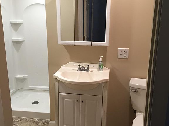 2nd image of 6635 Ashbrooke Dr