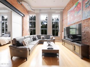 610 Clinton St APT 2E, Hoboken, NJ 07030
