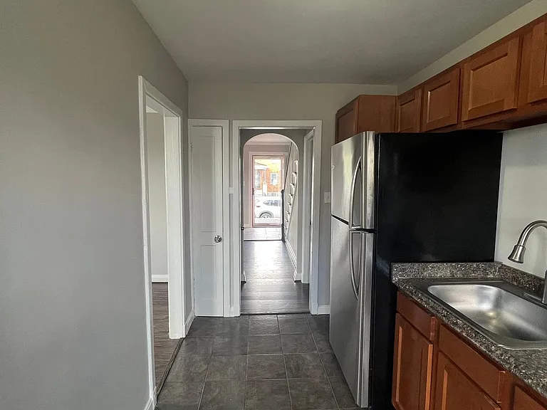 2237 W Saratoga St — Photo 8