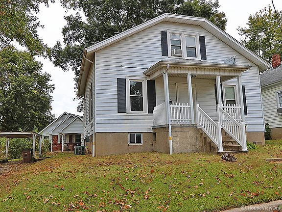 2nd image of 1714 Woodlawn Ave