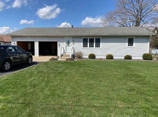 5904 Public Rd, Macon, IL 62544