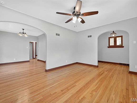5th image of 5949 Era Ave