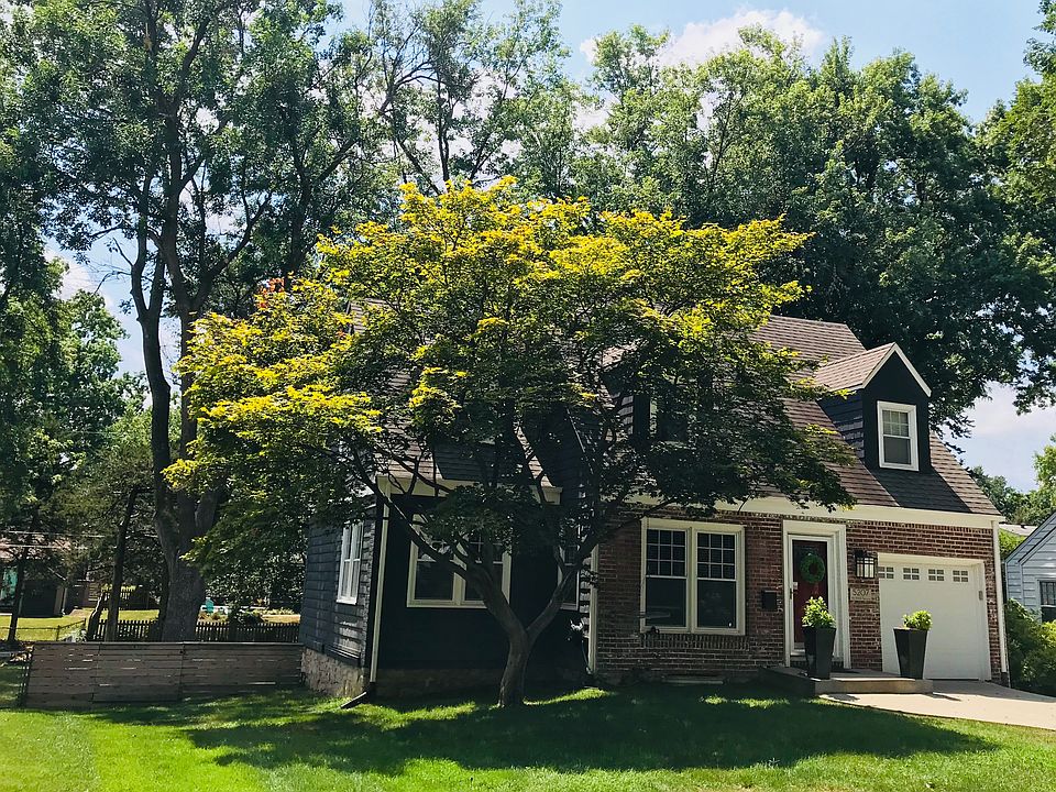 2nd image of 5207 W 69th Ter