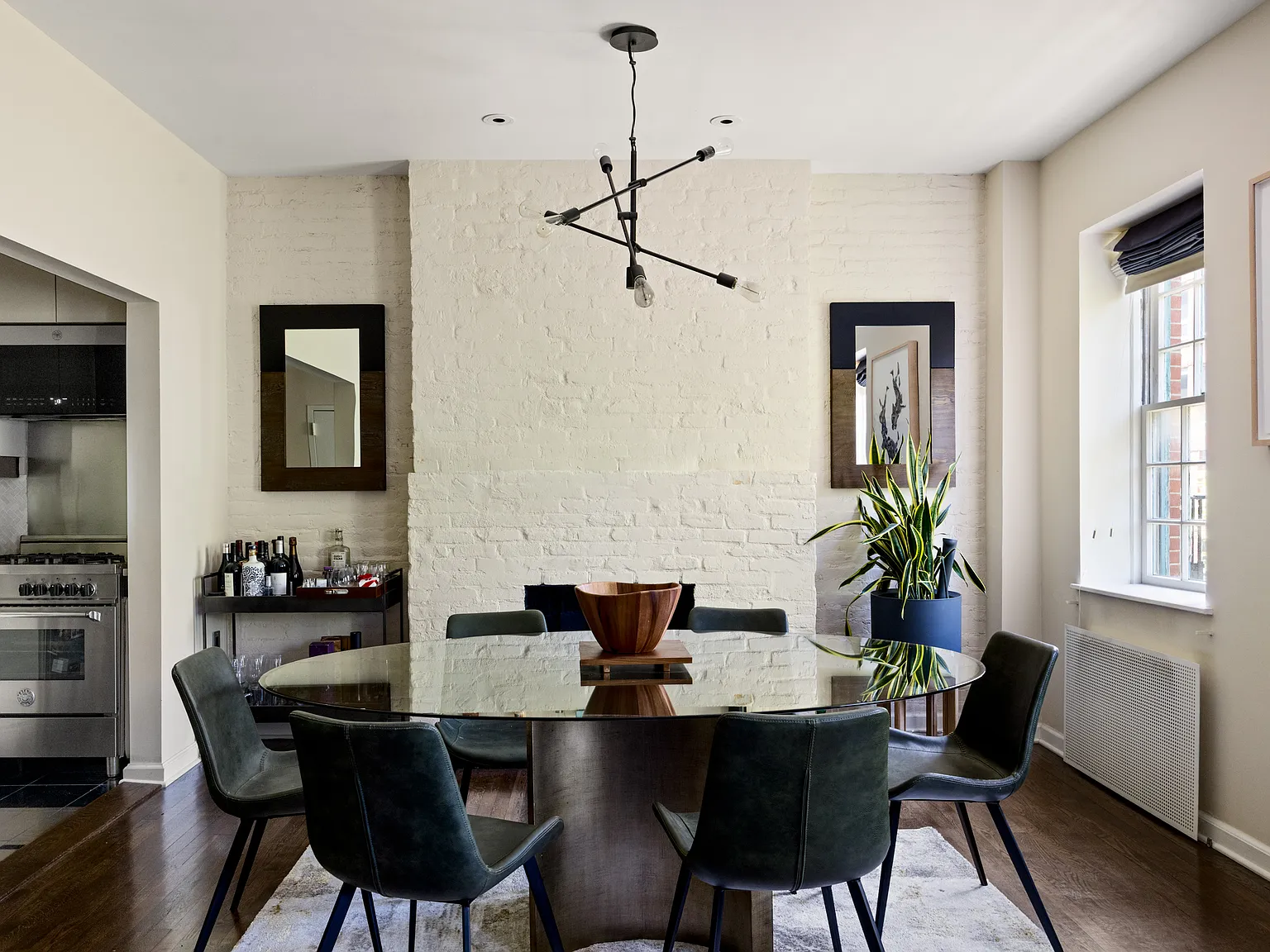 311 West 20th Street — Photo 4