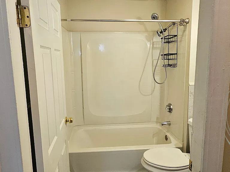 3 Esther St #2 — Photo 14