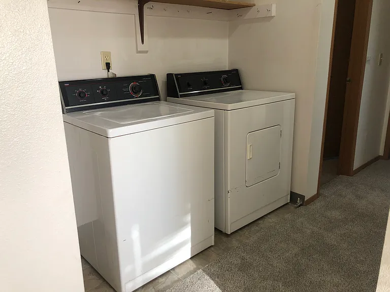 885 SE Klemgard St #15 — Photo 7