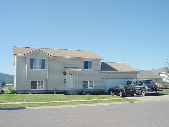 2nd image of 925 N Regal Ct
