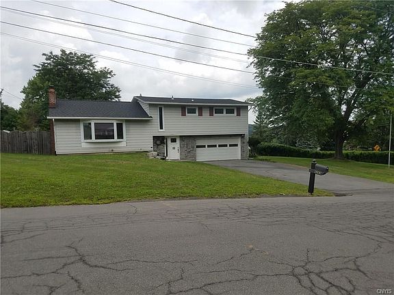 2nd image of 4283 Taunton Heights Dr