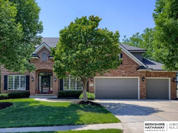 16126 Spencer St, Omaha, NE 68116