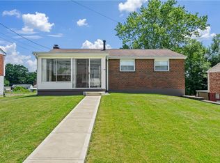 7665 Steubenville Pike, Oakdale, PA 15071