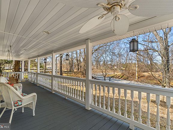 4th image of 8421 Old Frederick Rd