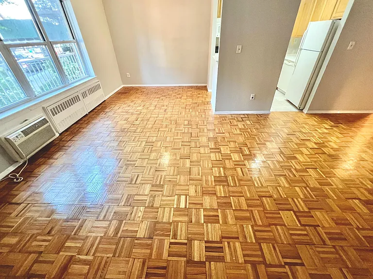 4430 Douglaston Pkwy #2C — Photo 8