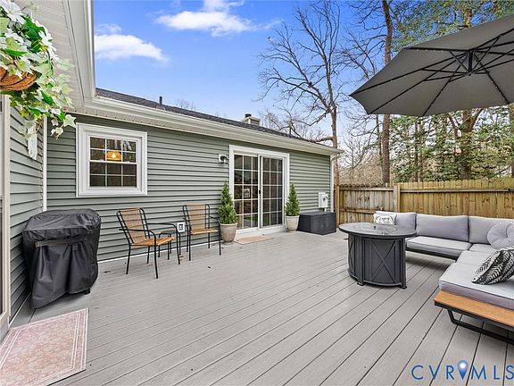 2nd image of 7059 Poteet Ln