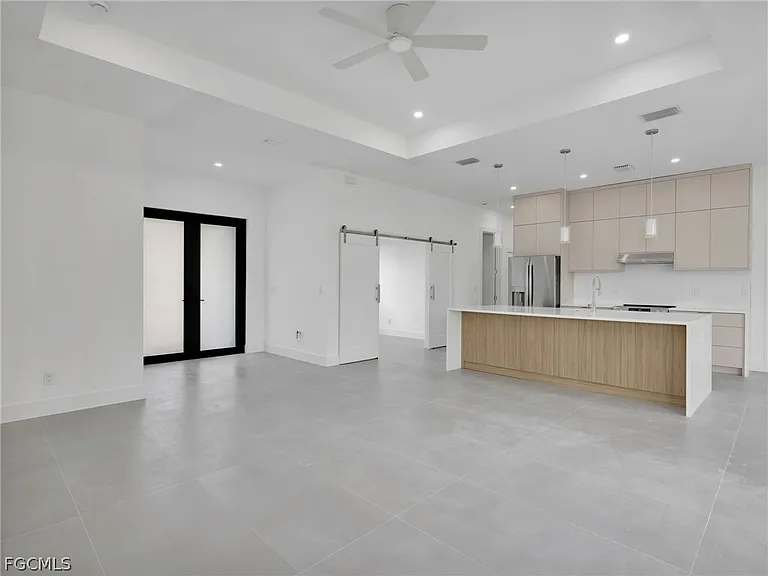 6192 Kambach St — Photo 11