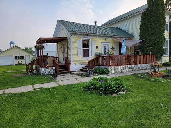 215 W Main St, Lime Springs, IA 52155