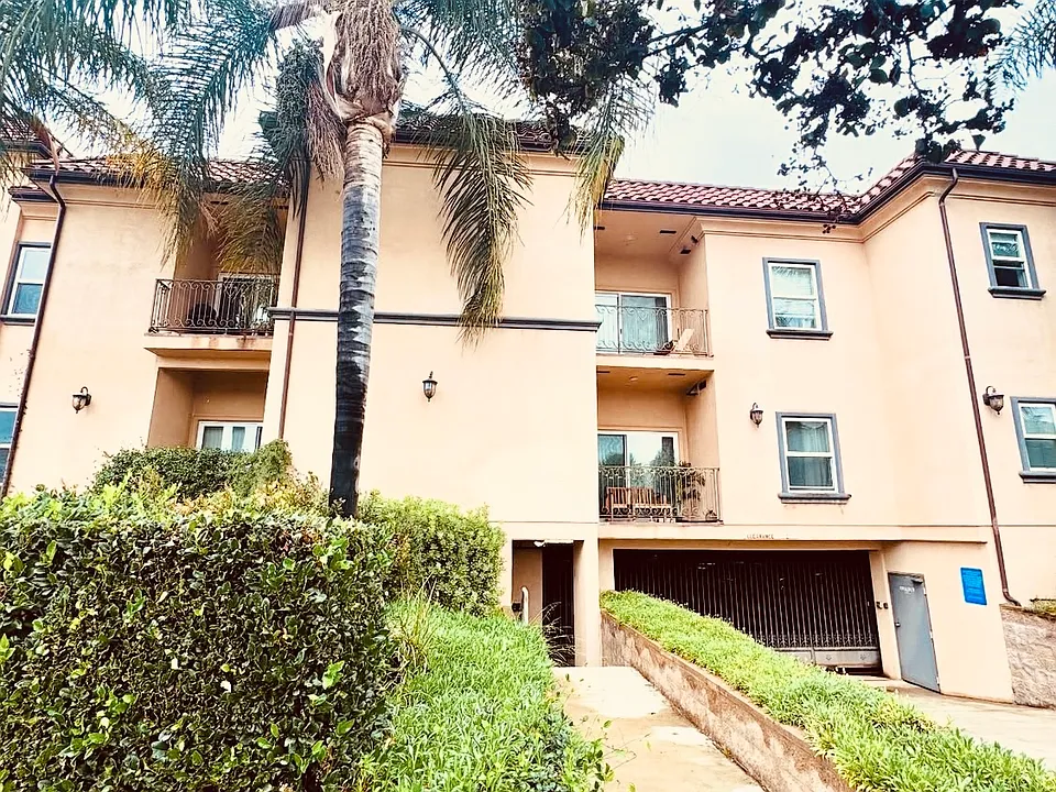 303 W Verdugo Ave #211
