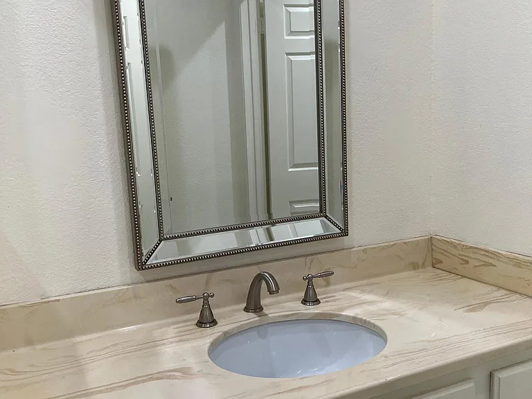 20230 Stagg St — Photo 38
