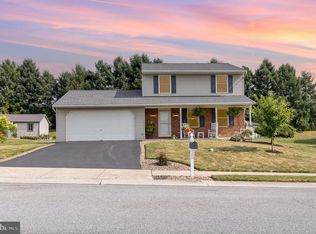 36 Treeline Dr, Newmanstown, PA 17073