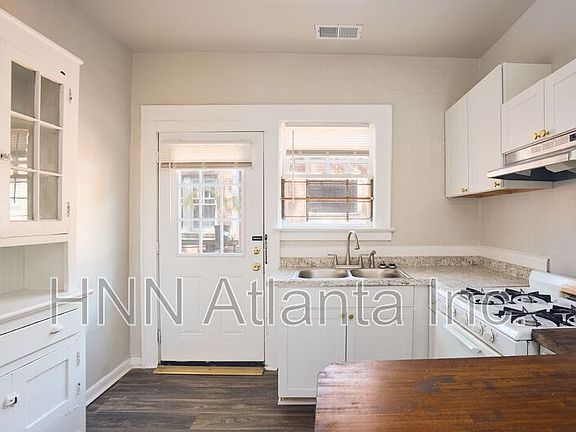 4th image of 439 N Highland Ave NE APT 18