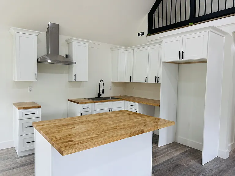 221 Sheffield Dr — Photo 16